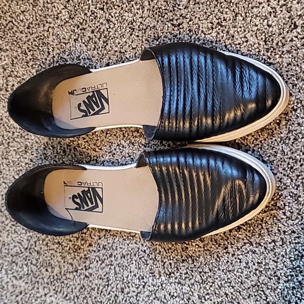 Vans slip on